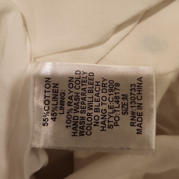 Umgee SZ M Embroidered Floral Skirt - Picture 8 of 8